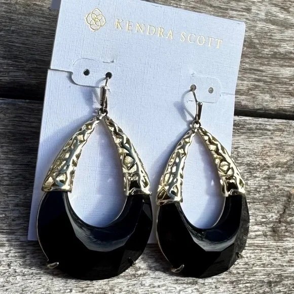 Rare HTF Vintage Kendra Scott Reyna Black Statement Earrings – Retired